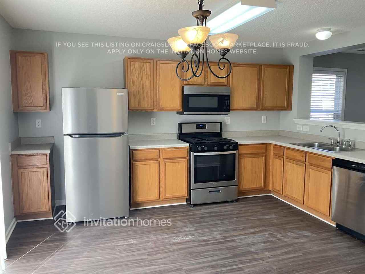 222 Waterlemon Way - Photo 3 of 9