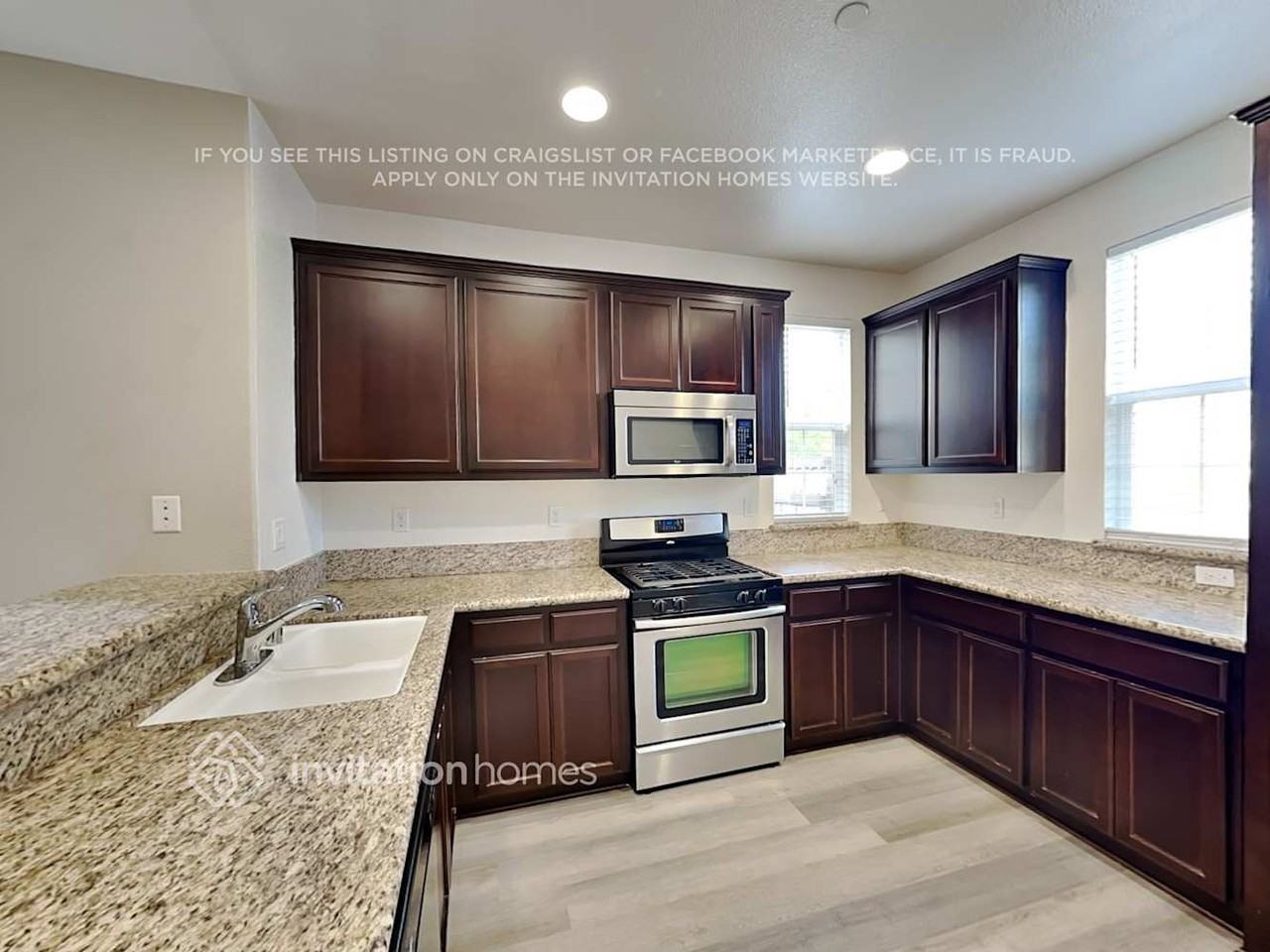 815 Equinox Loop - Photo 7 of 20