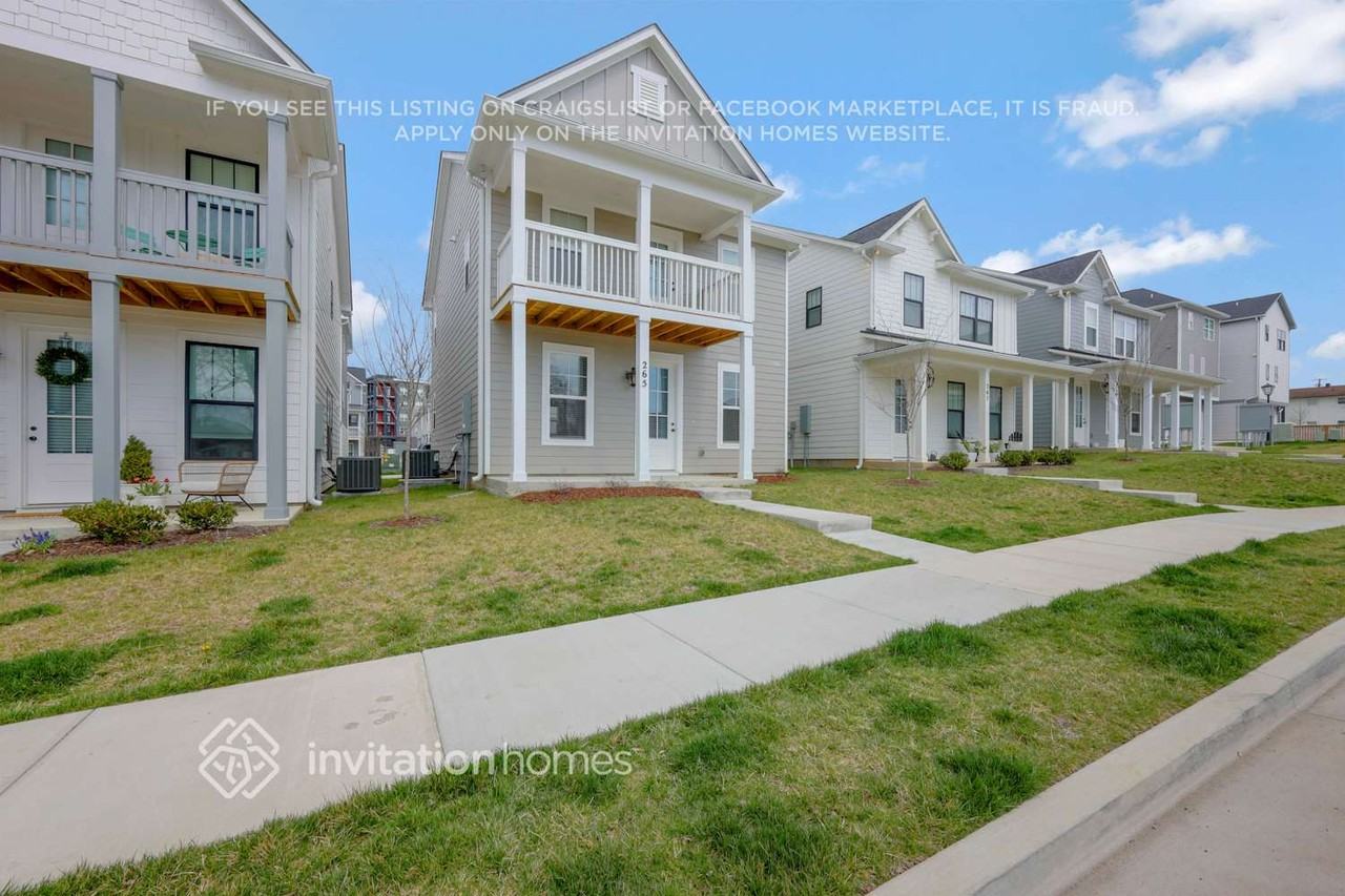 265 Founders Ln - Photo 3 of 26