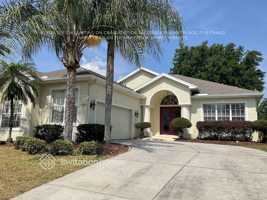 featured image of 12317 Woodlands Cir