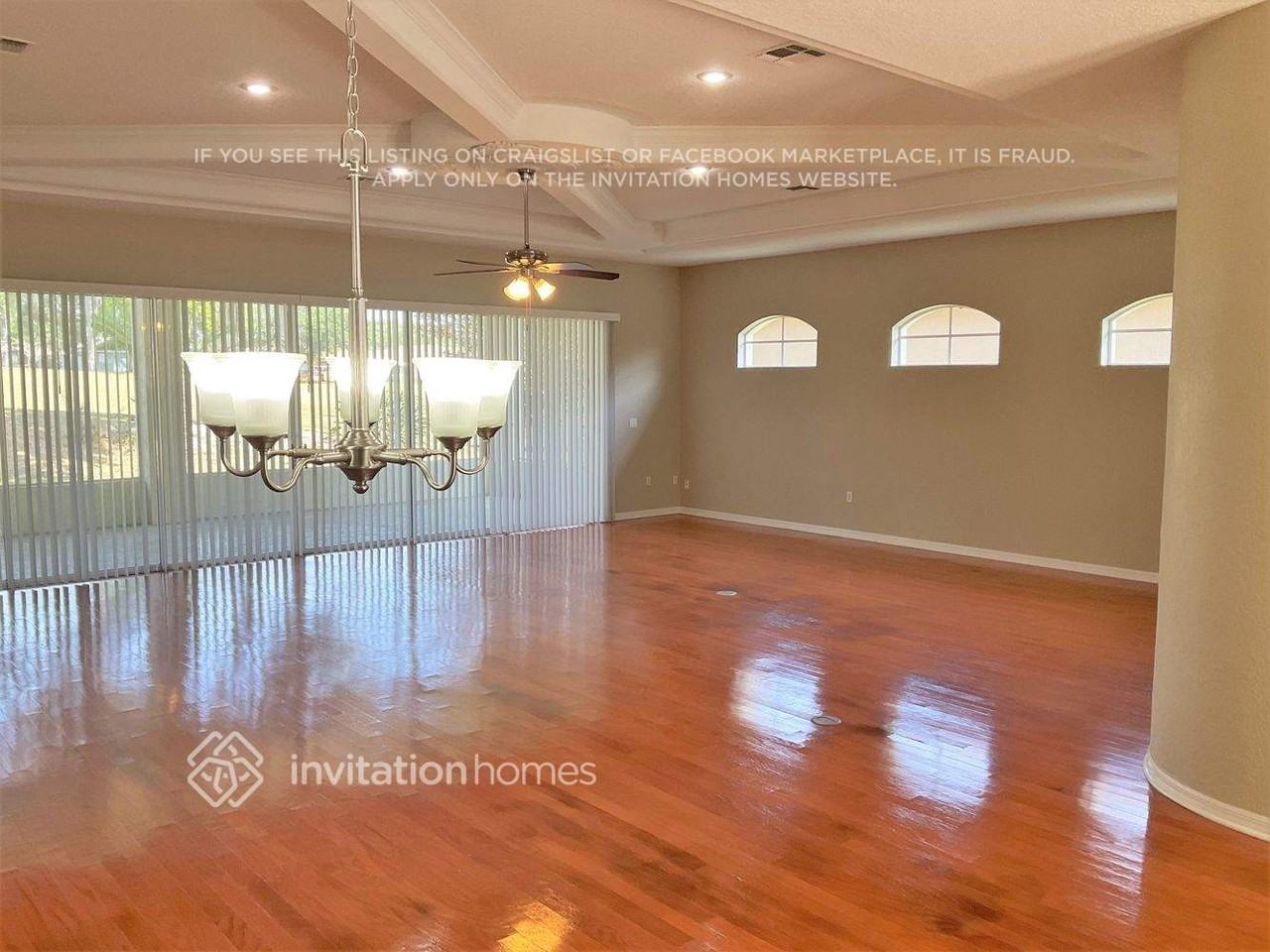 12317 Woodlands Cir - Photo 2 of 14