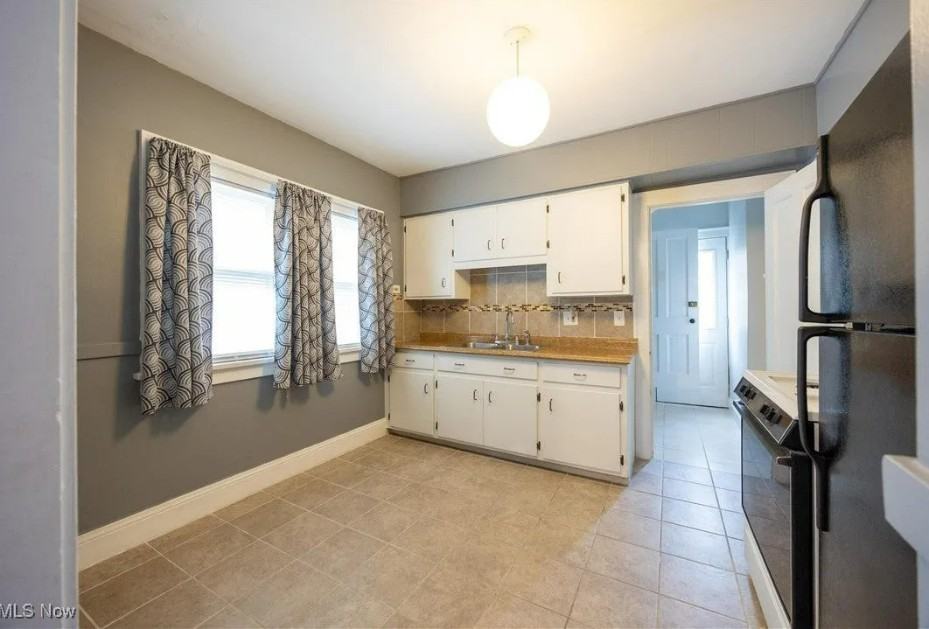 2100 Wascana Ave #UP - Photo 4 of 12