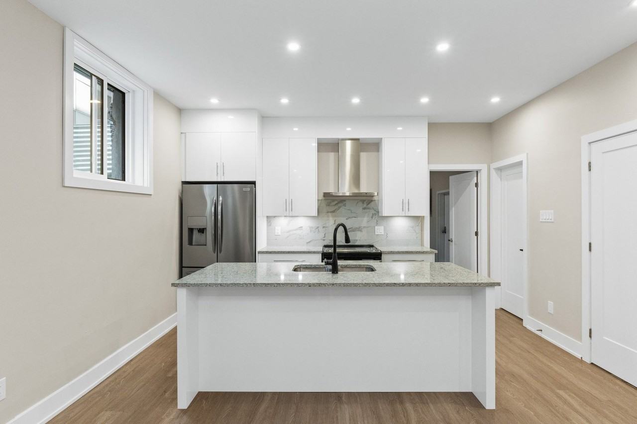 423 Ravenhill Ave - Photo 6 of 22