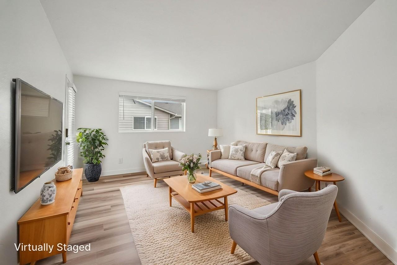 The Arch - Photo 2 of 50