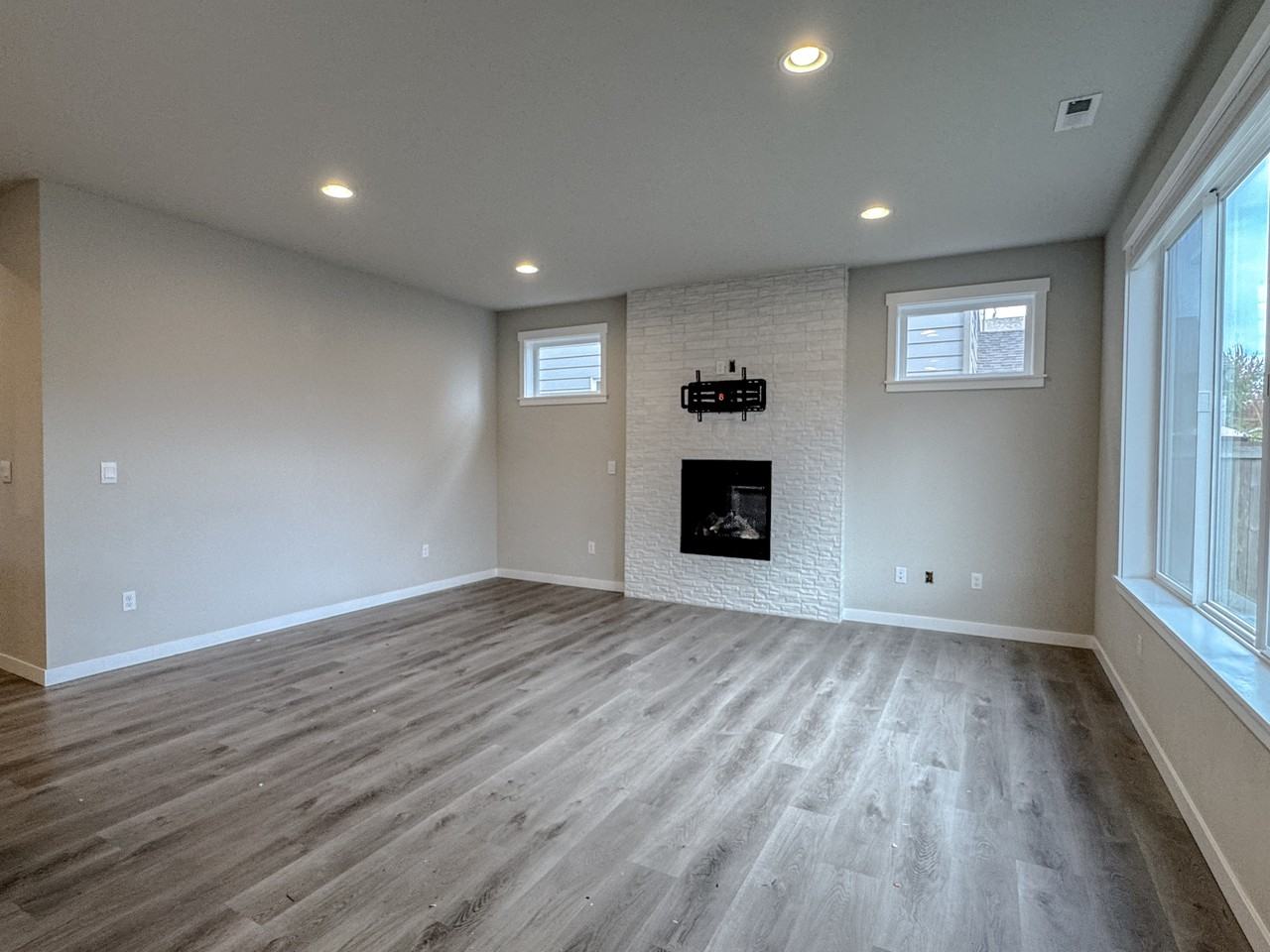 17717 26th Dr Ne #1 - Photo 6 of 40