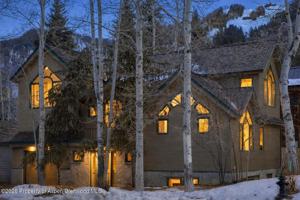 featured image of 333 W Hopkins Ave