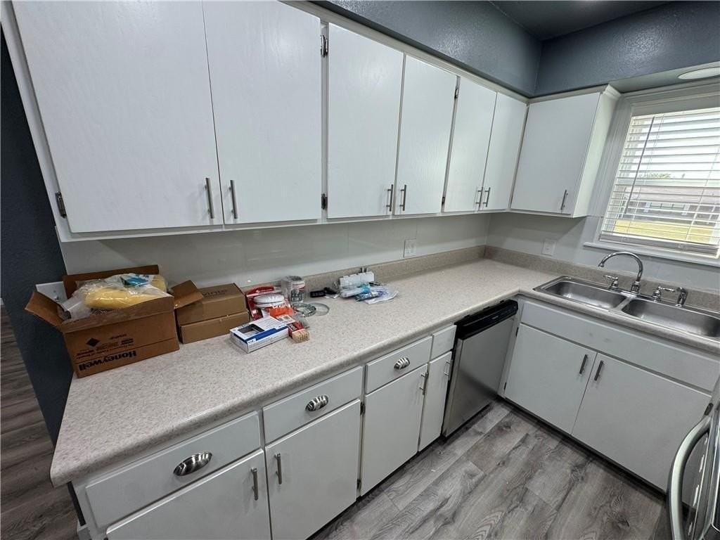 70 N Hunter St - Photo 4 of 19