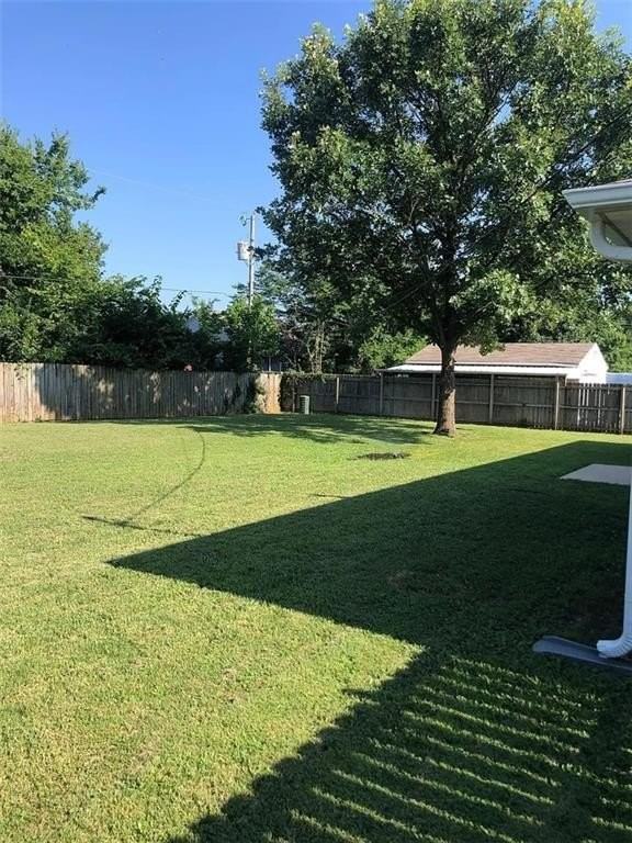 266 Christy Ln - Photo 2 of 6