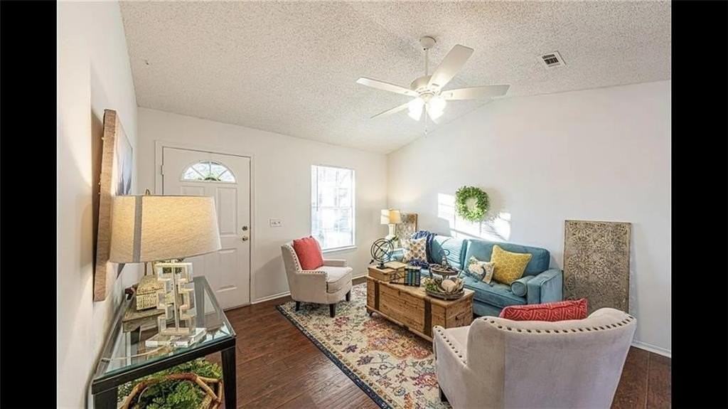 266 Christy Ln - Photo 4 of 6