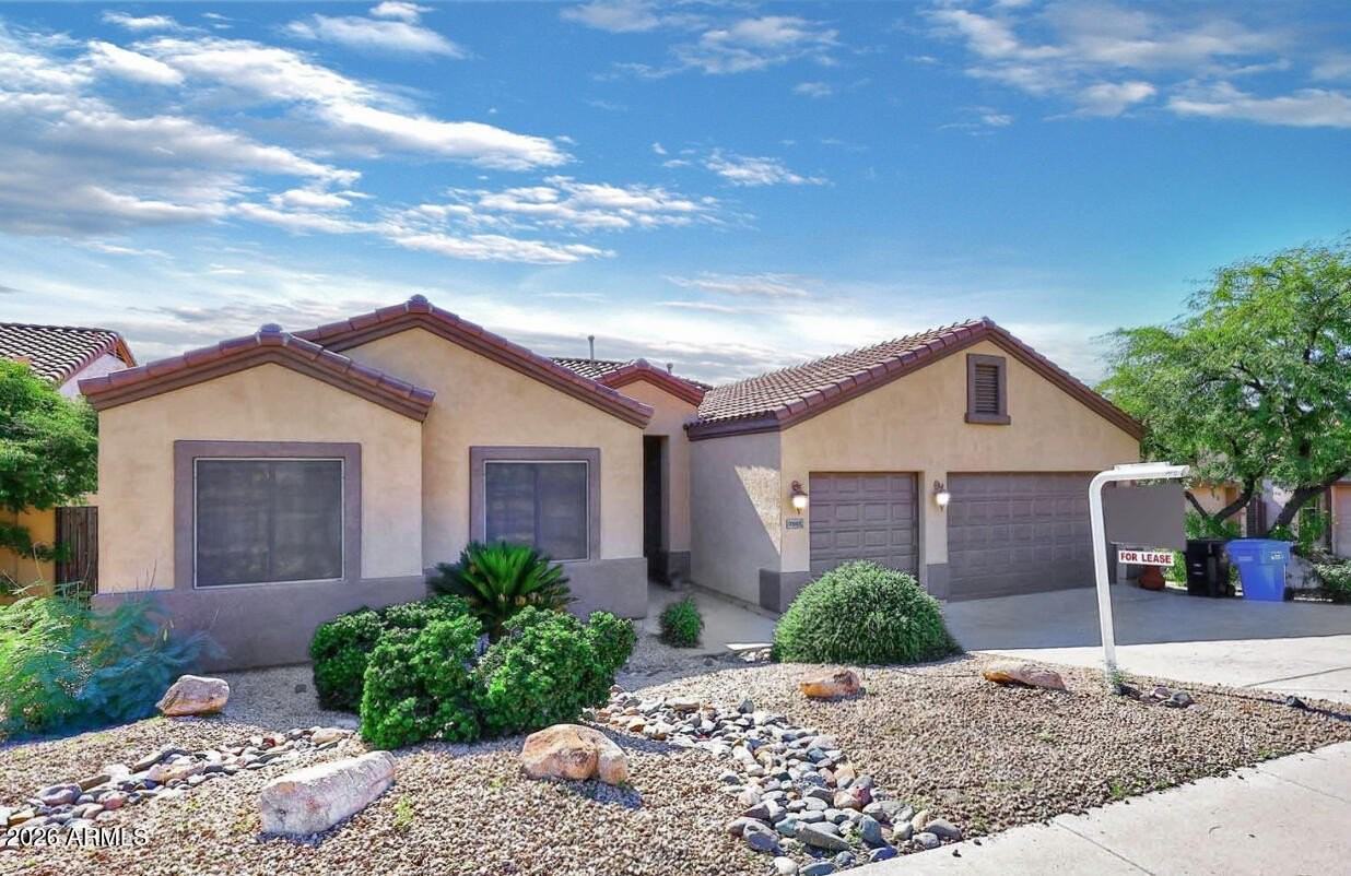 2007 E Topeka Dr - Photo 2 of 29