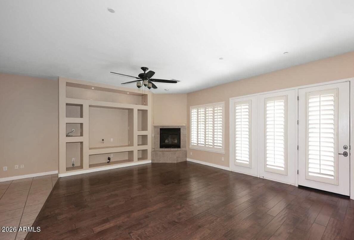 2007 E Topeka Dr - Photo 3 of 29