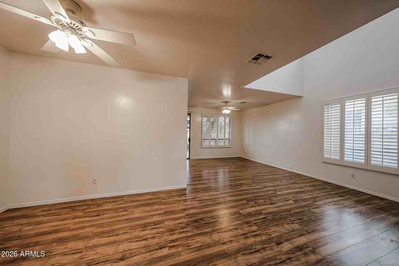 16828 S Aqua Ct - Photo 7 of 46