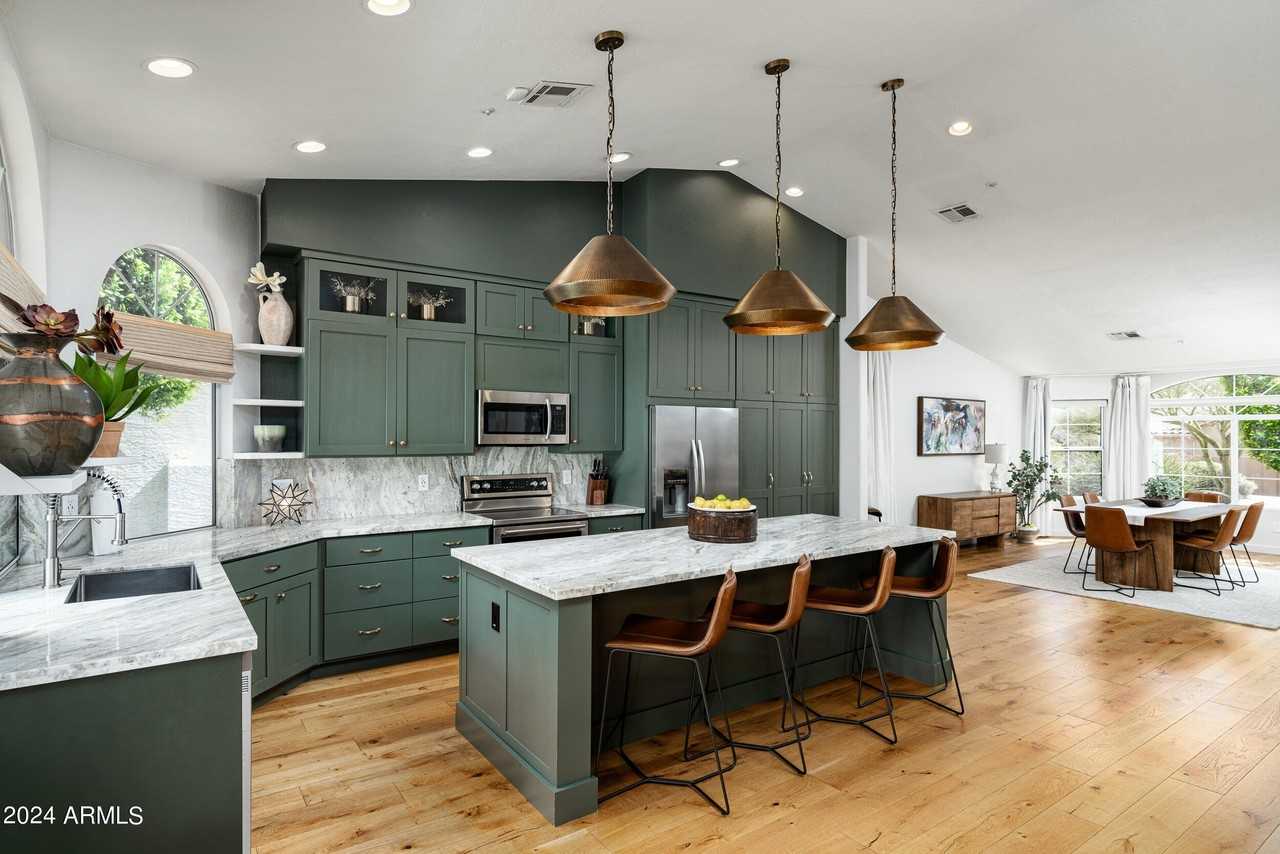 9378 E Topeka Dr - Photo 6 of 28