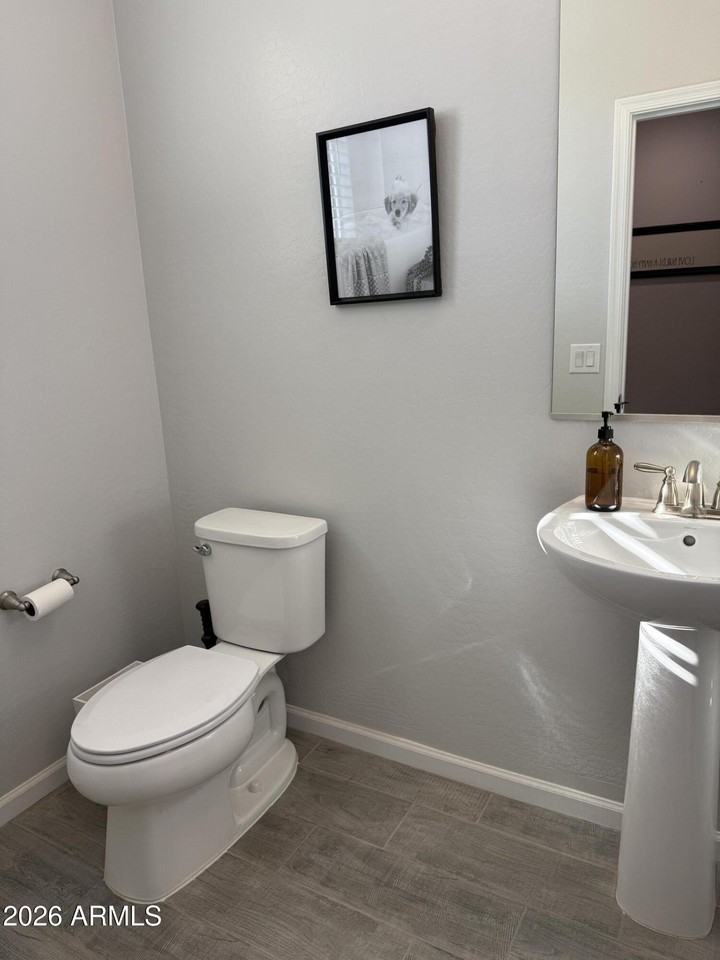 18140 W Daley Ln - Photo 5 of 16