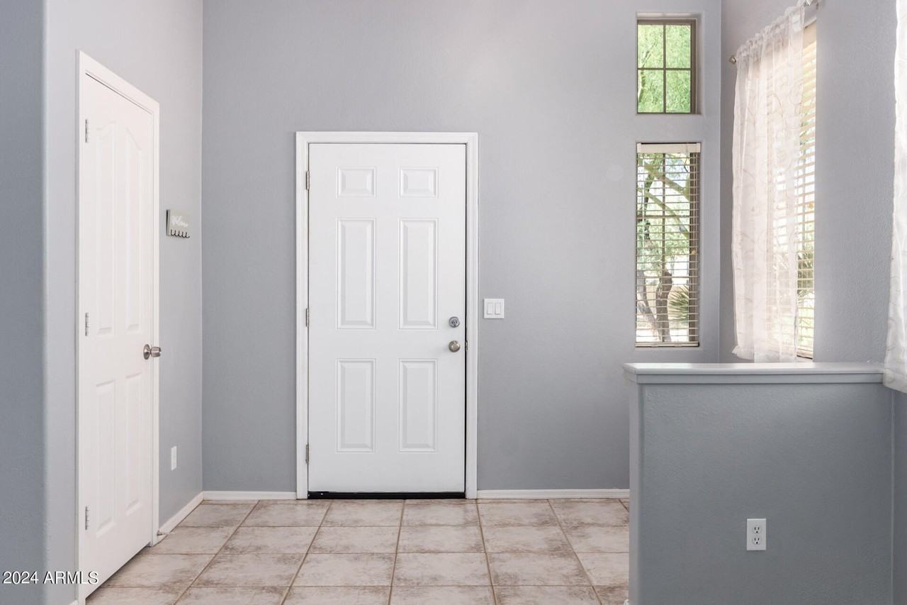 4333 S Rim Ct - Photo 3 of 50