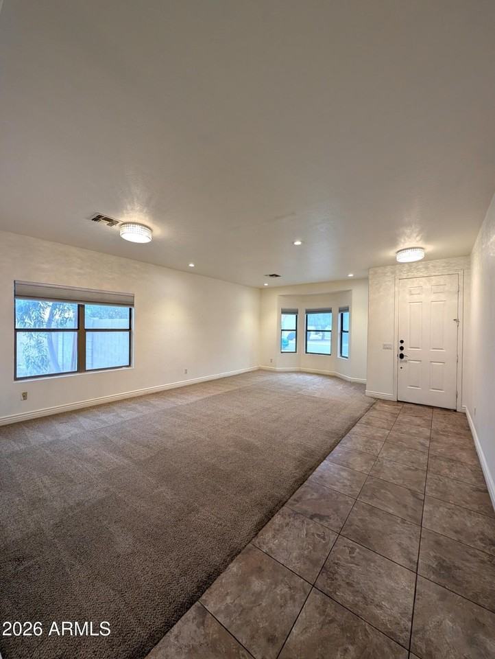 1184 S Jesse Pl - Photo 4 of 33