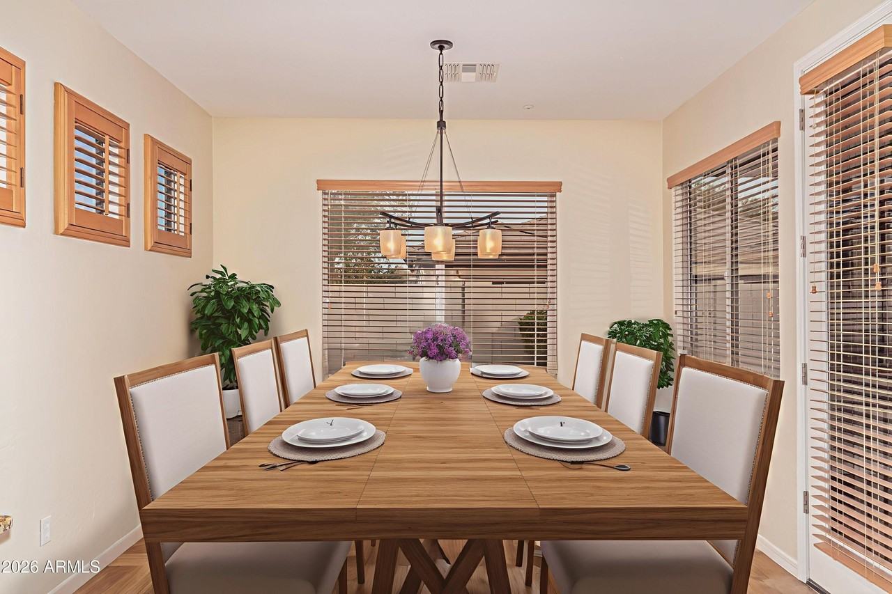 9058 W Redbird Rd - Photo 3 of 39