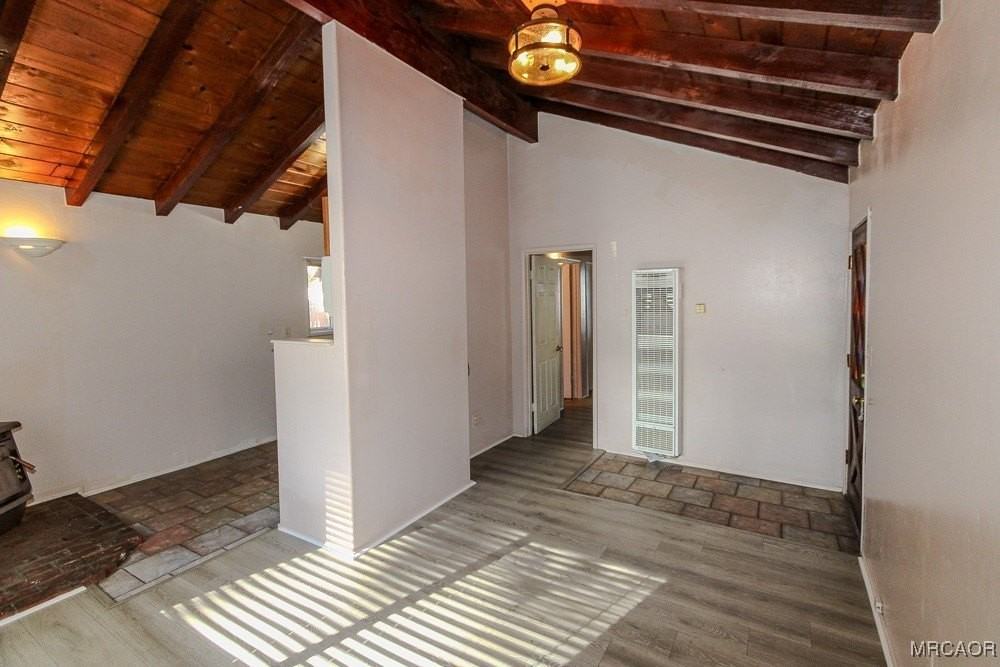 709 Elysian Blvd - Photo 3 of 20