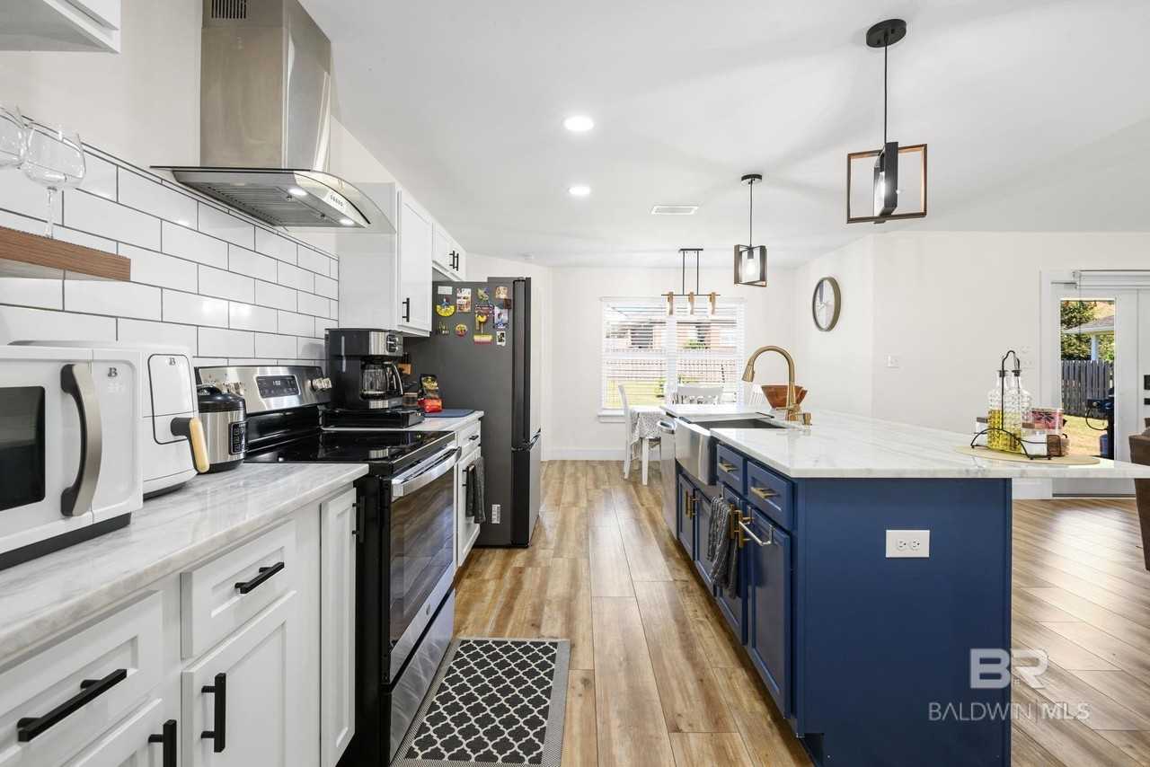 350 Allison Ct - Photo 6 of 28