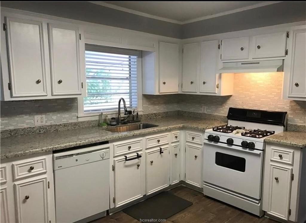 718 Edgewood Dr - Photo 6 of 12