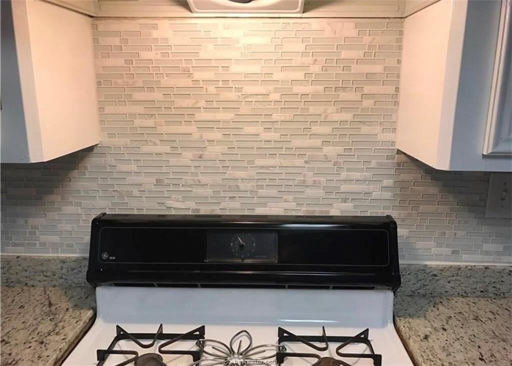 718 Edgewood Dr - Photo 7 of 12