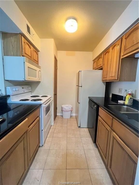 904 University Oaks Blvd #106 - Photo 4 of 10