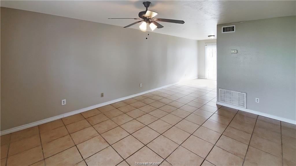 1908 Barak Ln #15 - Photo 2 of 9