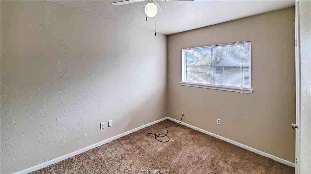 1908 Barak Ln #15 - Photo 6 of 9