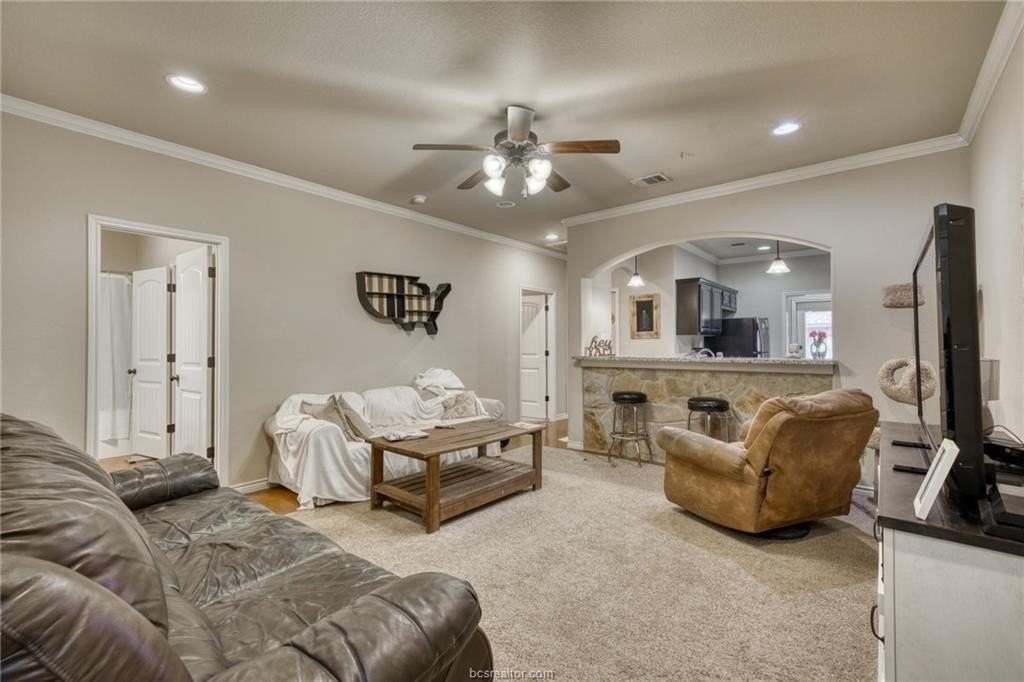 3217 Papa Bear Dr - Photo 4 of 11