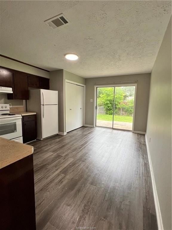 1304 Airline Dr - Photo 6 of 17