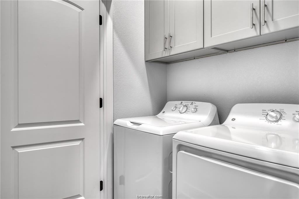 2115 Jax Dr - Photo 7 of 17