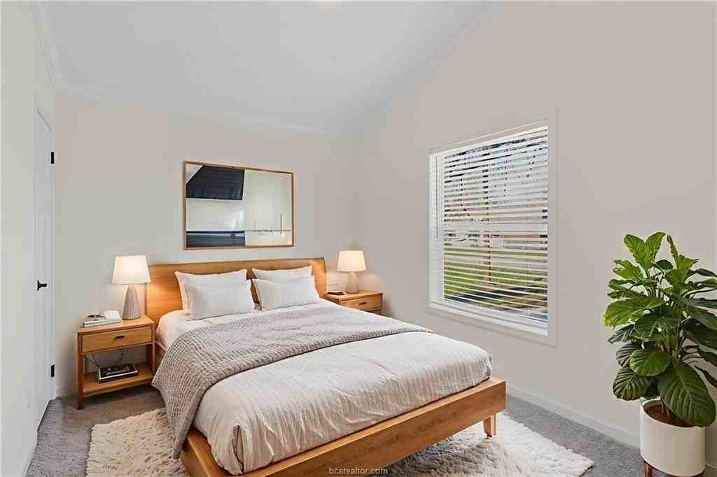 495 Avenue C - Photo 3 of 30