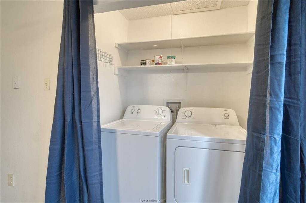 707 Wellesley Ct #B - Photo 6 of 9