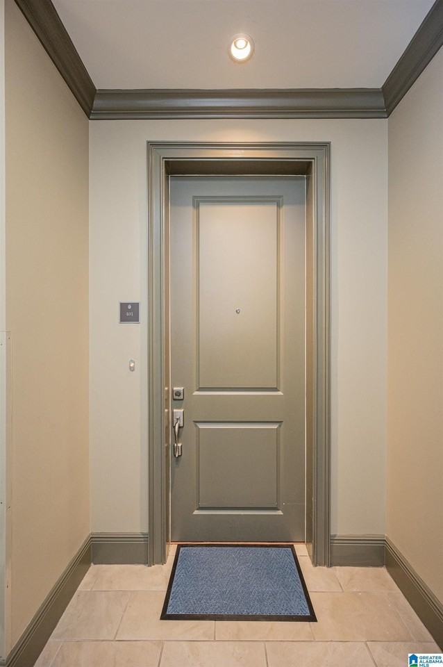 350 Hallman Hl E #401 - Photo 5 of 44