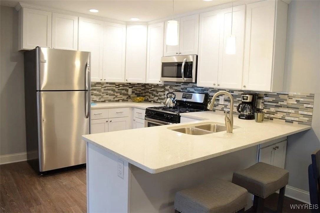 6626 Erie Rd - Photo 3 of 14