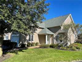 featured image of 245 Roseland Ln