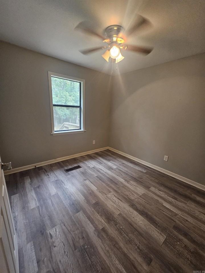 14807 Sweet Gum Dr Apt B - Photo 7 of 19