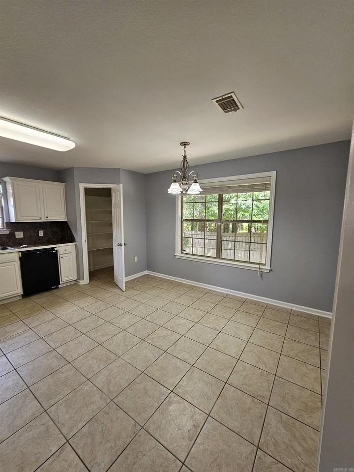 234 Autumnwood Dr - Photo 6 of 34