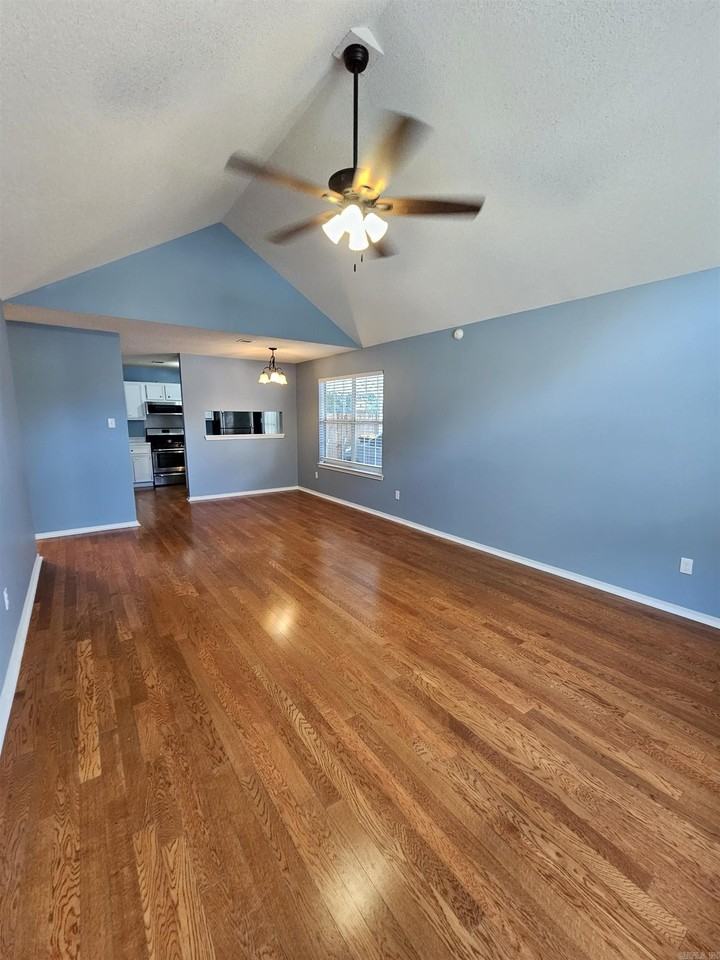 1301 Copper Creek Dr - Photo 2 of 23