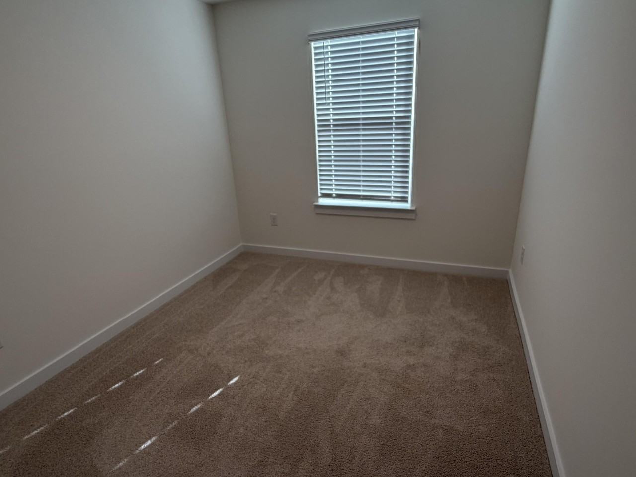 4206 Belcourt Ln Ne - Photo 6 of 11