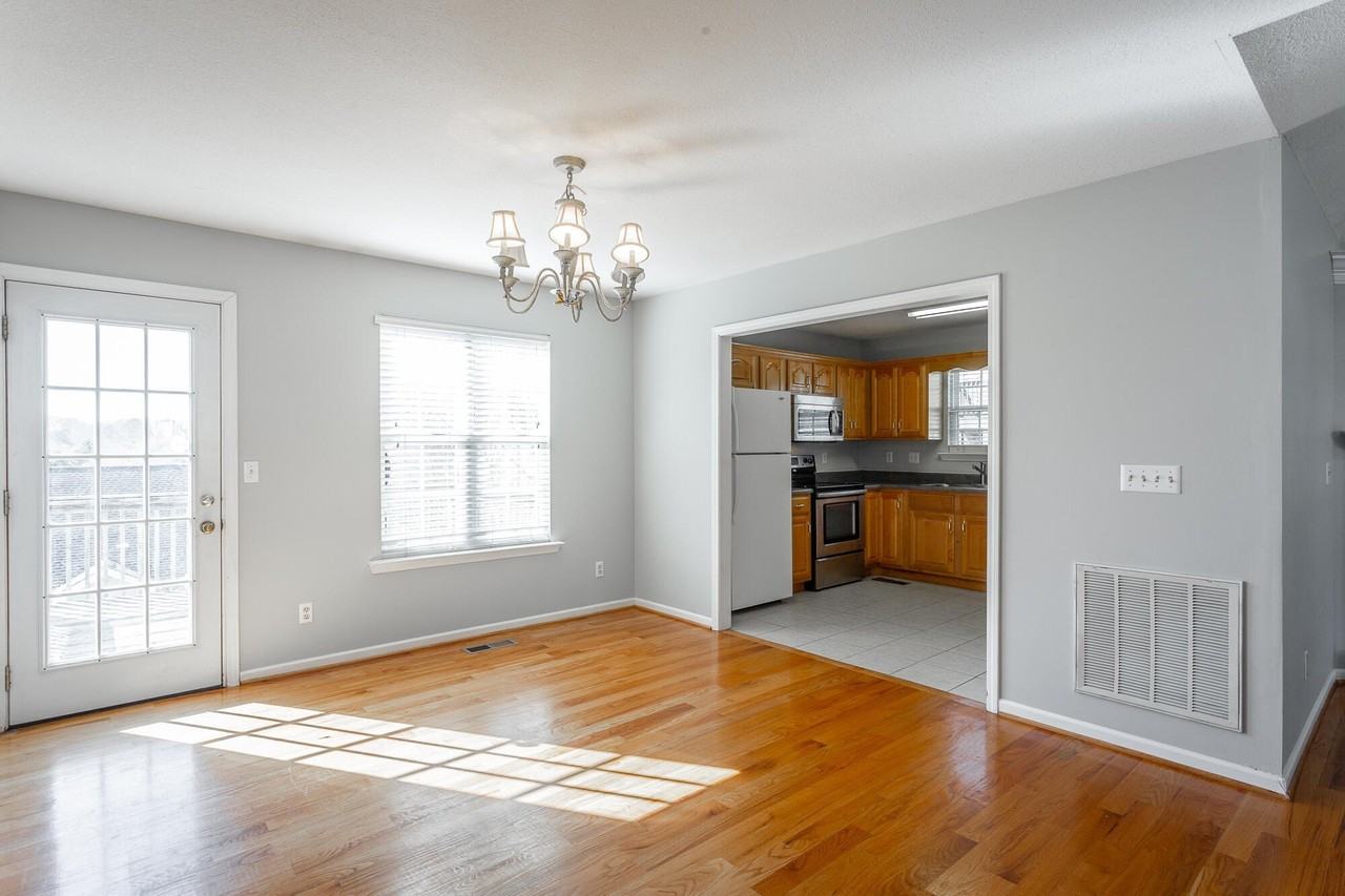 946 Fuller Glen Cir - Photo 7 of 31