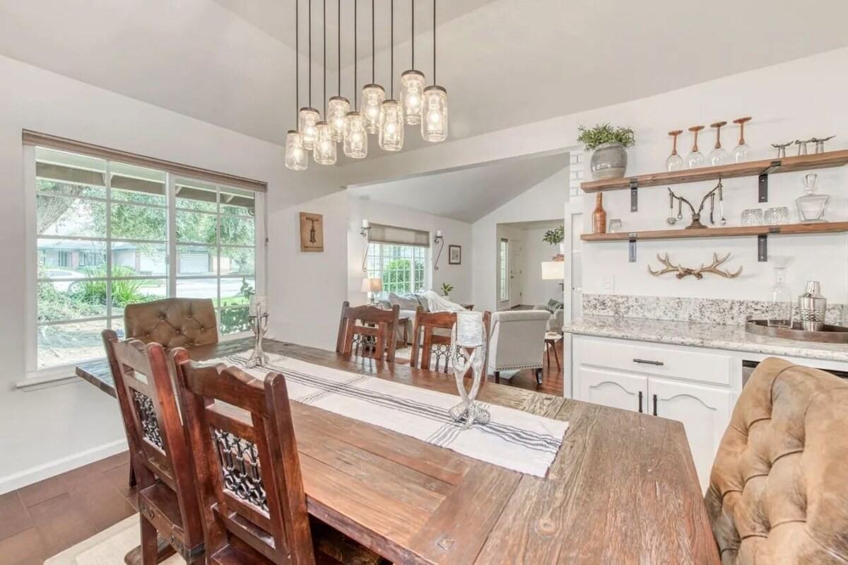 8476 N Del Mar Ave #1 - Photo 4 of 20