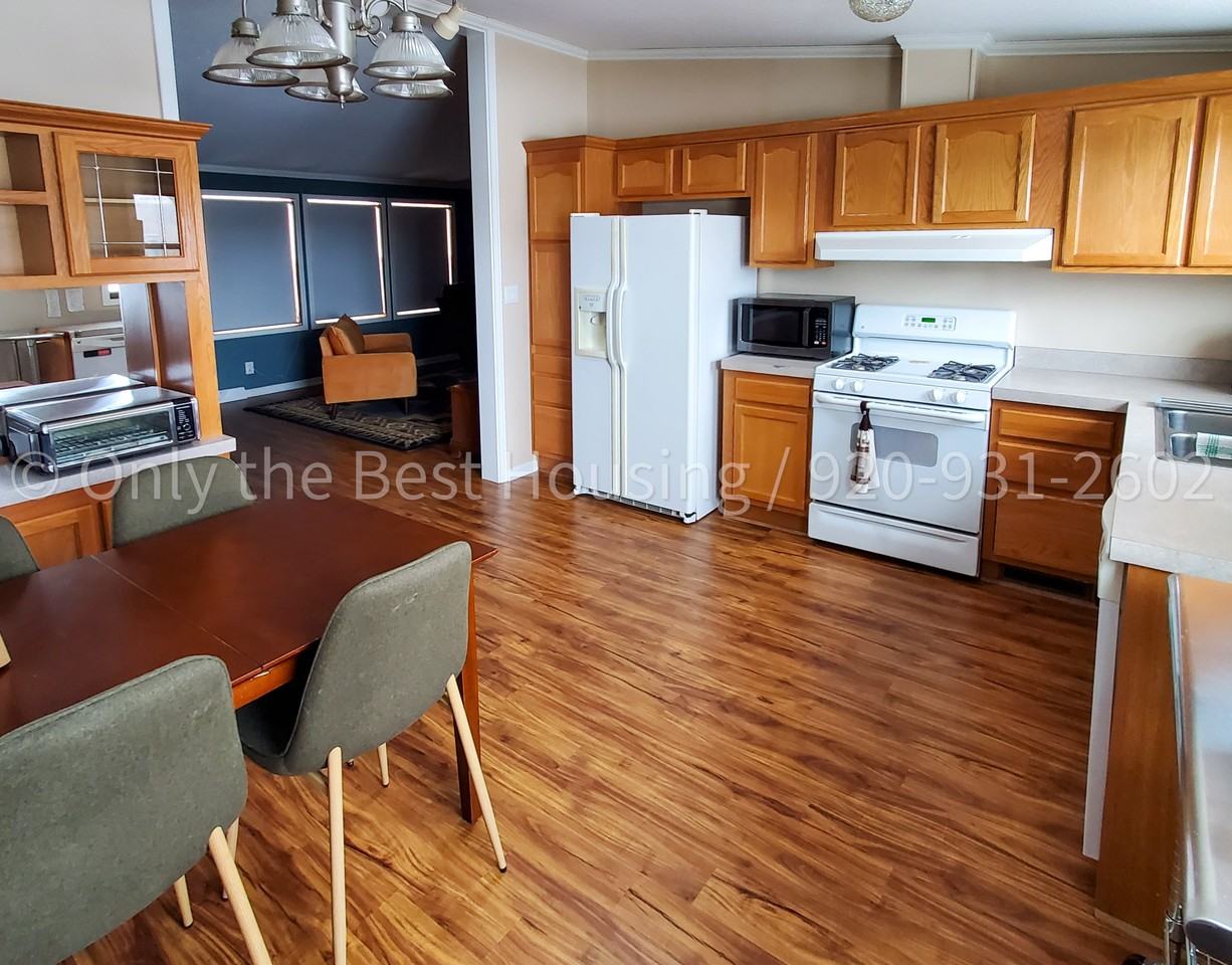 38 Apple Hill Dr #38 - Photo 6 of 10