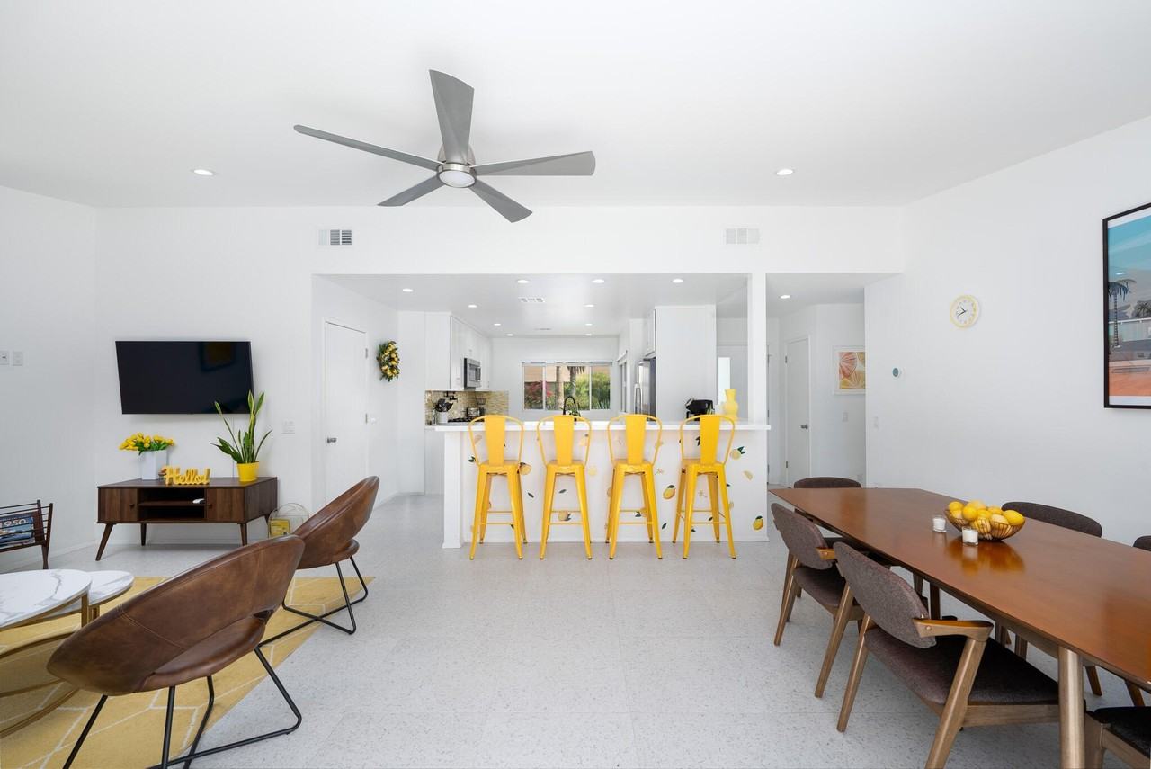 2383 E Powell Rd - Photo 7 of 35