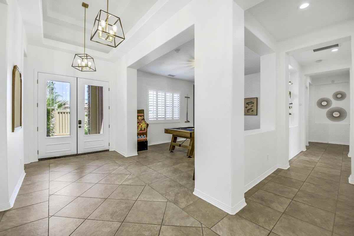 48749 Renewal St - Photo 5 of 38