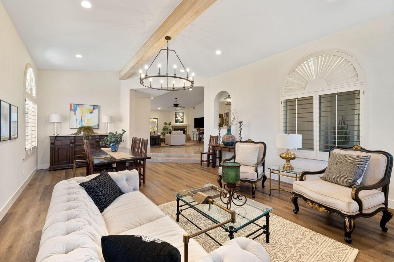 47210 Heliotrope Dr - Photo 2 of 50