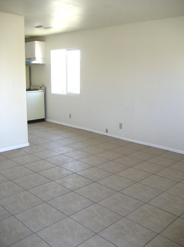 10340 E Vernon Ave Apt 1 #1 - Photo 4 of 6