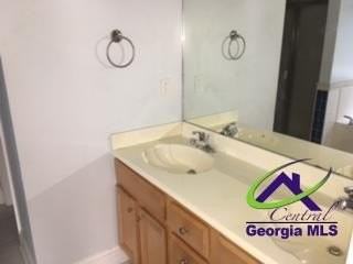 215 Sedgebrooke Dr - Photo 7 of 13