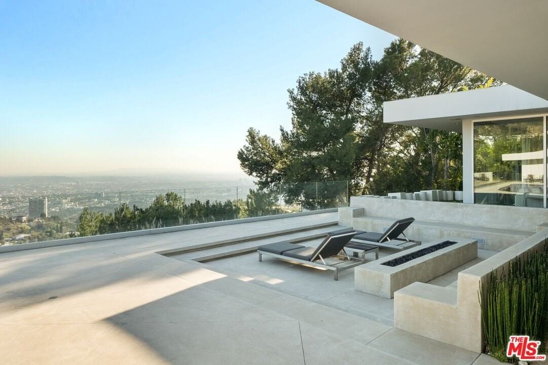 1610 Carla Rdg - Photo 2 of 14