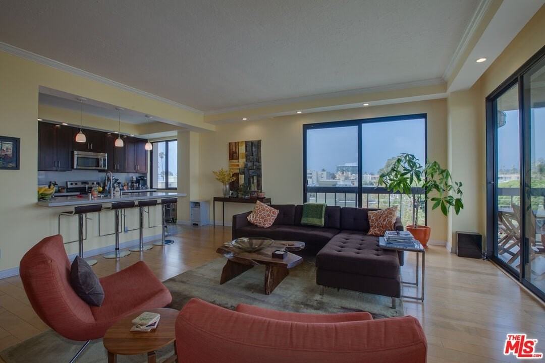 124 Idaho Ave Unit 501 #501 - Photo 7 of 21